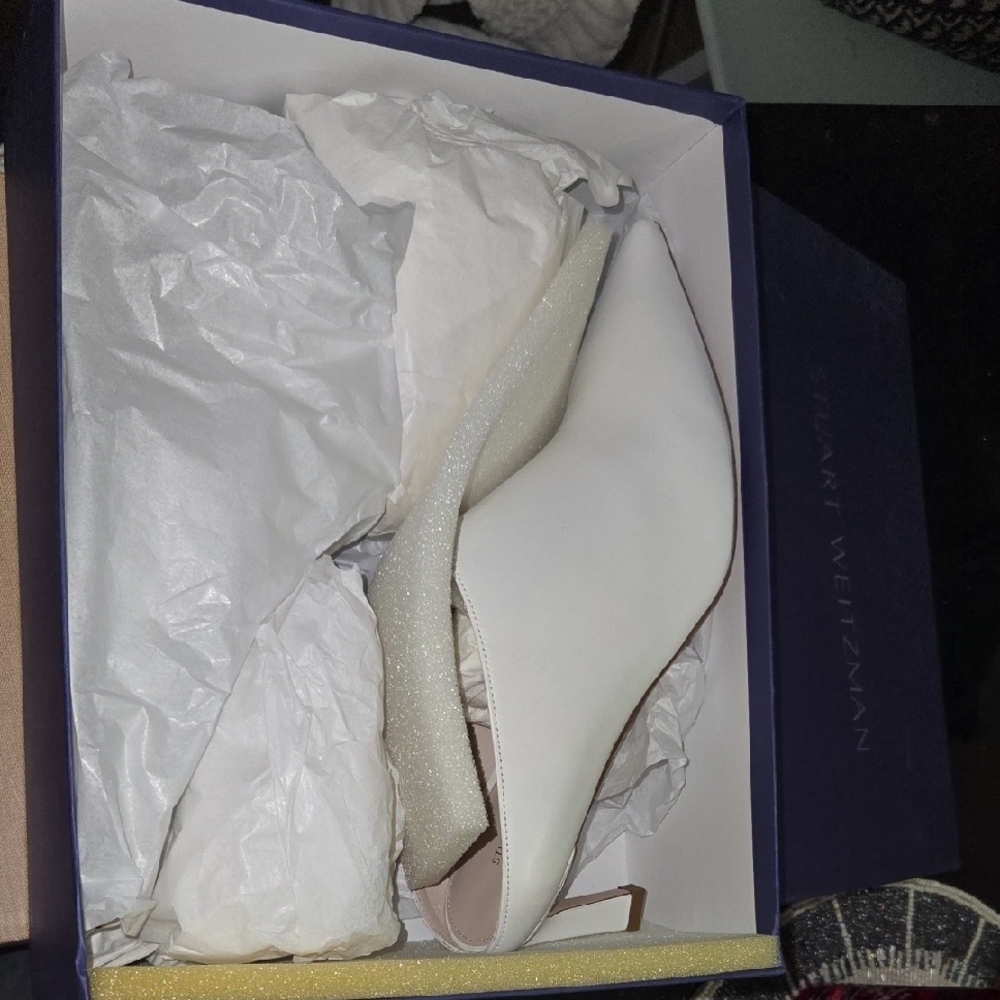 Stuart Weitzman White MIRA Mules - Picture 4 of 7
